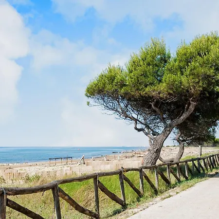 Apartman Stylish 50mt From The Sea With Pool Access Bibione